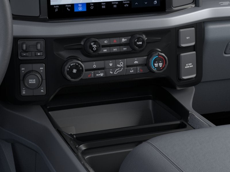 2026 Ford Super Duty F-350® XLT