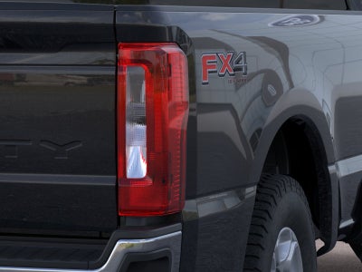 2026 Ford Super Duty F-350® XLT