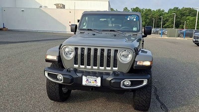 2023 Jeep Gladiator Overland