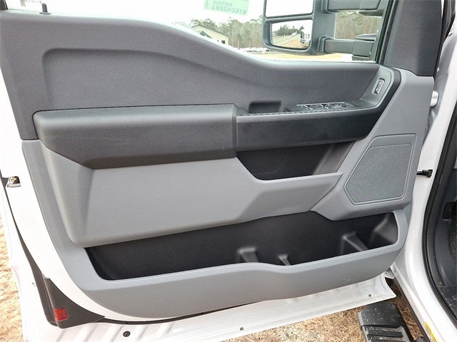 2026 Ford F-450SD XL Flatbed Stake Body DRW