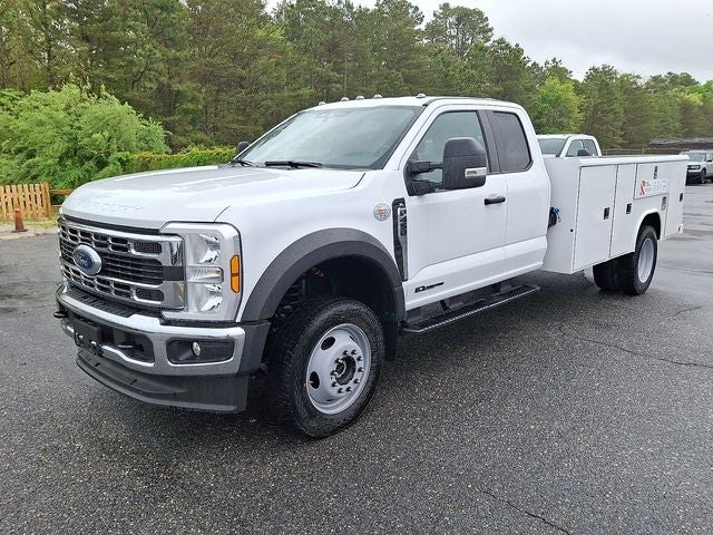 2026 Ford F-450SD XL Utility Body Work Truck DRW
