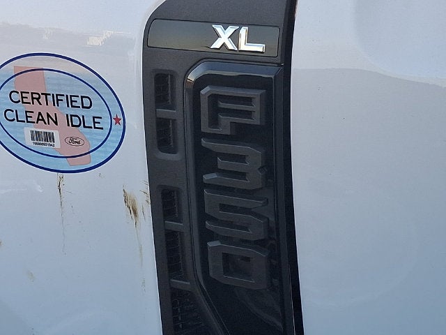2027 Ford F-350SD XL