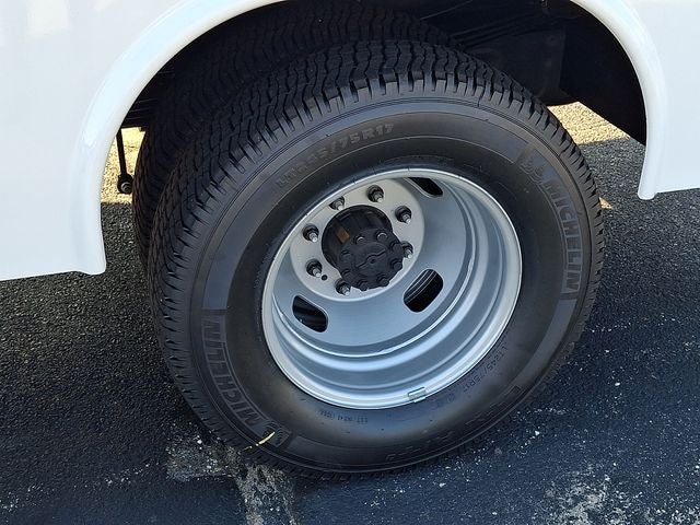 2026 Ford F-350SD XL Utility Body Work Truck DRW