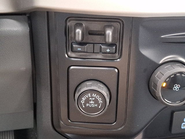 2027 Ford F-250SD XL Utility Body Work Truck