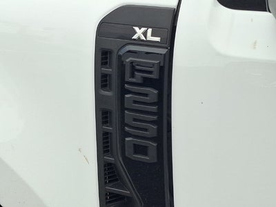 2027 Ford F-250SD XL Utility Body Work Truck
