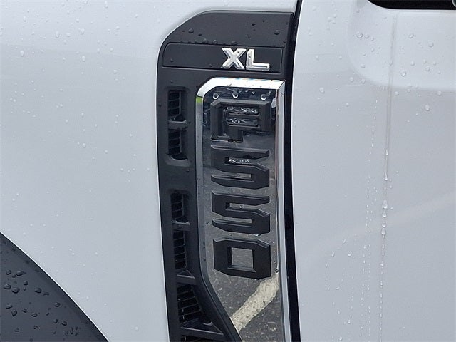 2025 Ford F-550SD XL Utility Body Work Truck DRW