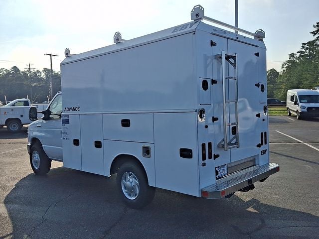 2027 Ford E-350SD Base Enclosed Utility Body Work Truck Cutaway