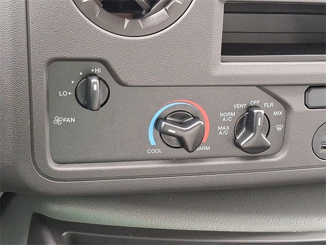 2026 Ford E-350SD Base Cutaway Box Van