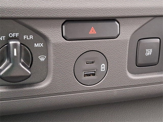 2026 Ford E-350SD Base Cutaway Box Van