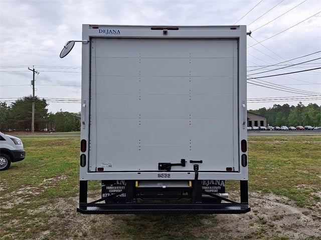 2026 Ford E-350SD Base Cutaway Box Van