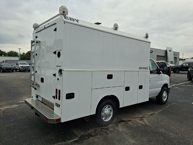 2026 Ford E-350SD Base Cutaway