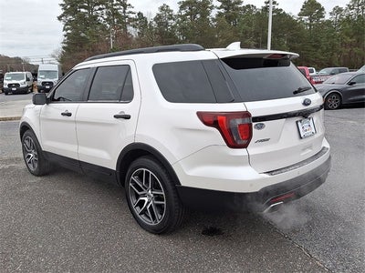 2017 Ford Explorer Sport