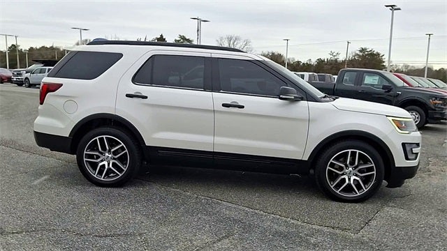 2017 Ford Explorer Sport