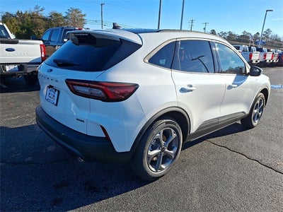 2026 Ford Escape Hybrid ST-Line Select