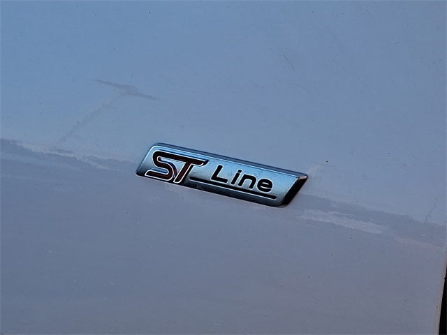 2026 Ford Escape ST-Line Elite