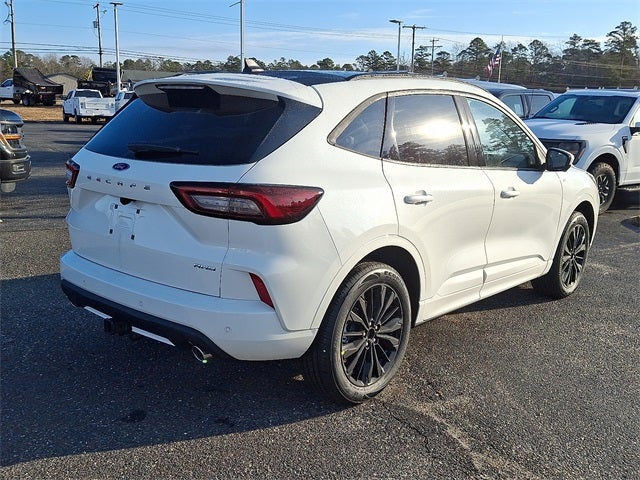 2026 Ford Escape ST-Line Elite