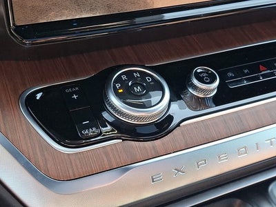 2027 Ford Expedition King Ranch