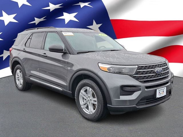 2023 Ford Explorer XLT 4WD's photo