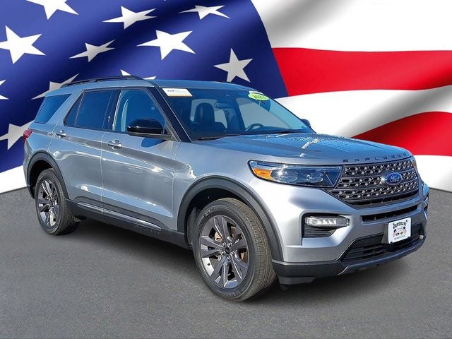 2023 Ford Explorer XLT 4WD's photo