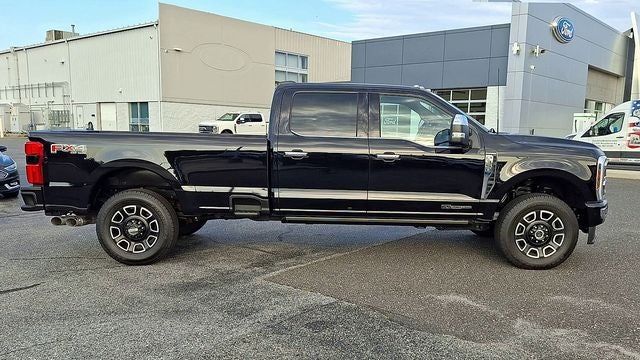 2024 Ford F-350SD Platinum