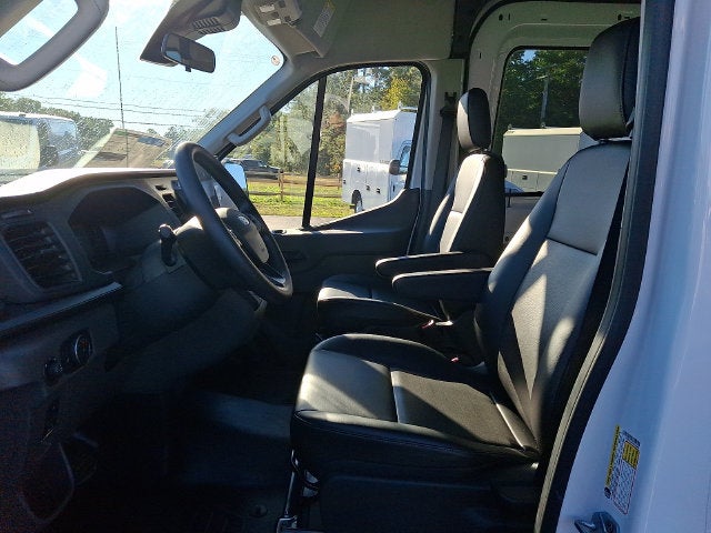 2027 Ford Transit-250 Base
