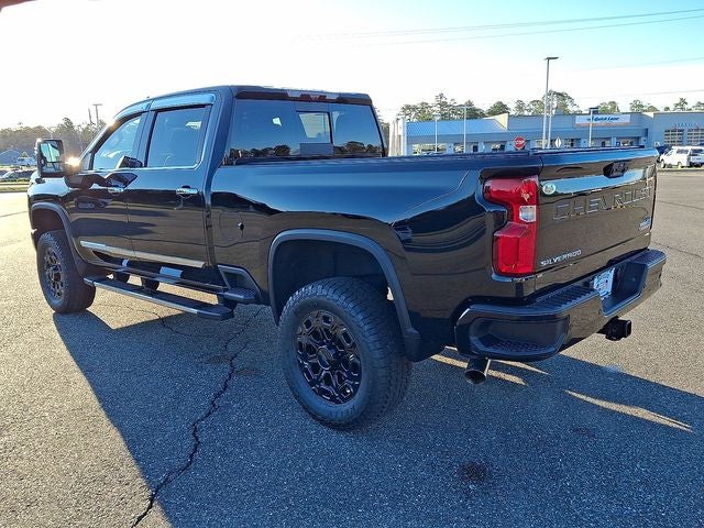 2024 Chevrolet Silverado 3500HD High Country