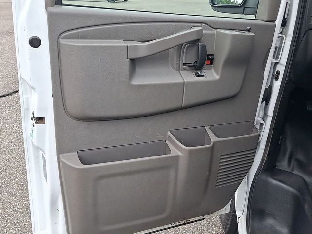 2023 Chevrolet Express 2500 Work Van Cargo