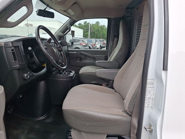 2023 Chevrolet Express 2500 Work Van Cargo
