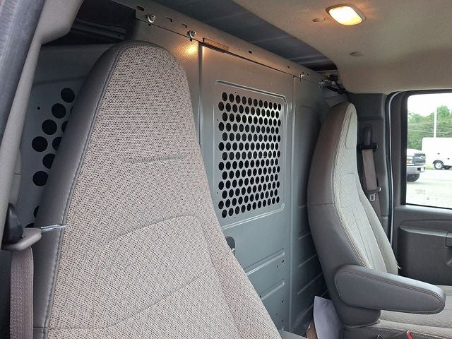 2023 Chevrolet Express 2500 Work Van Cargo