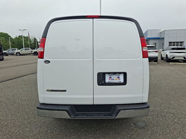 2023 Chevrolet Express 2500 Work Van Cargo