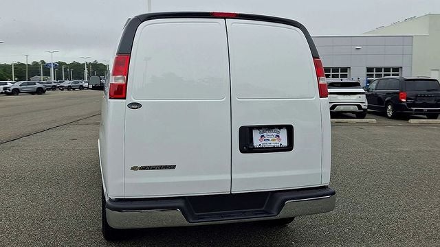 2023 Chevrolet Express 2500 Work Van Cargo