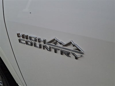 2023 Chevrolet Traverse High Country