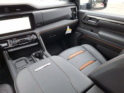 2025 GMC Sierra 2500HD AT4