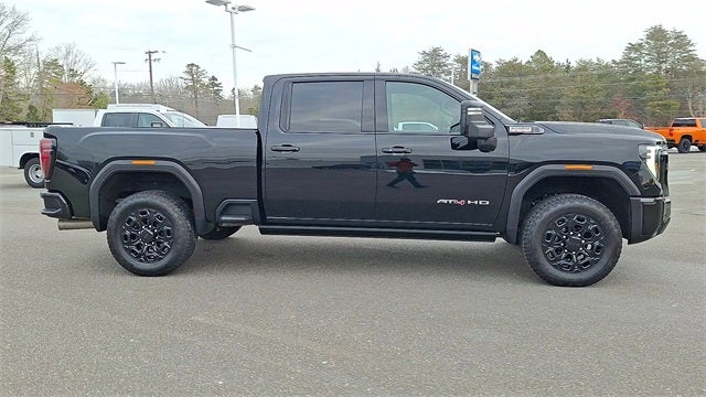 2025 GMC Sierra 2500HD AT4