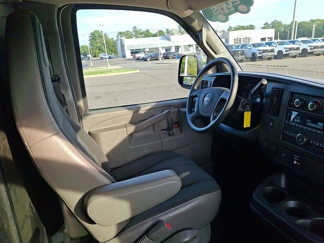 2025 GMC Savana 2500 Work Van