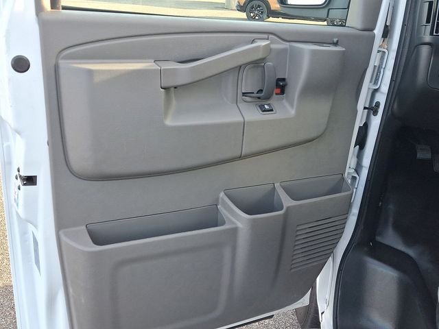 2025 GMC Savana 2500 Work Van