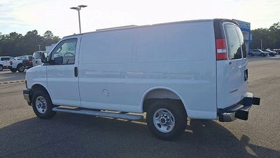 2025 GMC Savana 2500 Work Van