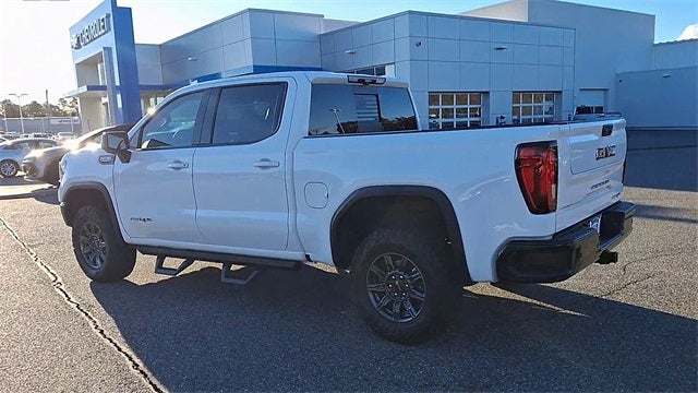 2025 GMC Sierra 1500 AT4X