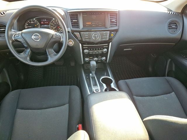 2019 Nissan Pathfinder S