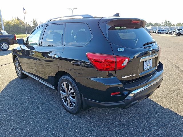 2019 Nissan Pathfinder S