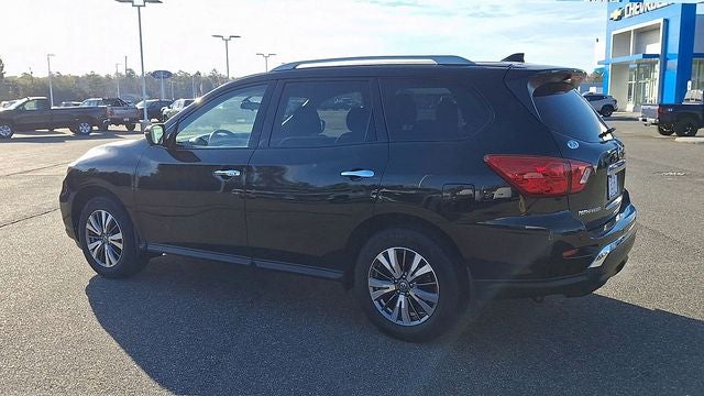 2019 Nissan Pathfinder S