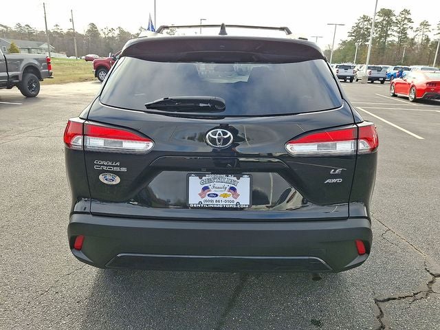 2024 Toyota Corolla Cross LE