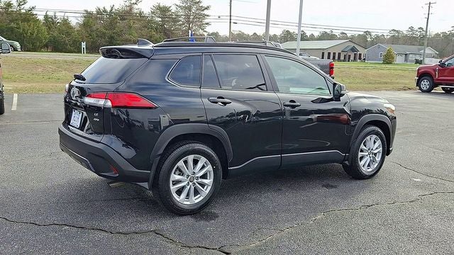 2024 Toyota Corolla Cross LE