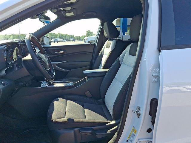 2024 Chevrolet Trax RS - Photo 17
