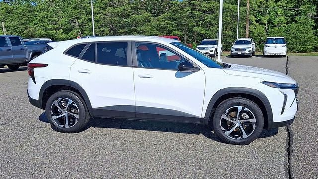 2024 Chevrolet Trax RS - Photo 9