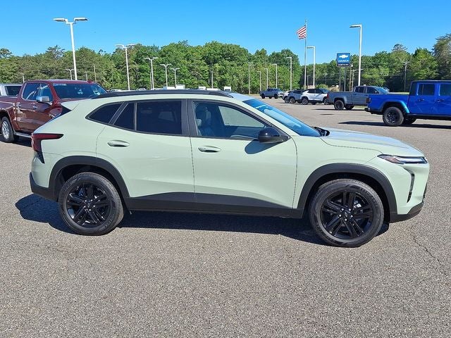 2025 Chevrolet Trax Activ - Photo 32