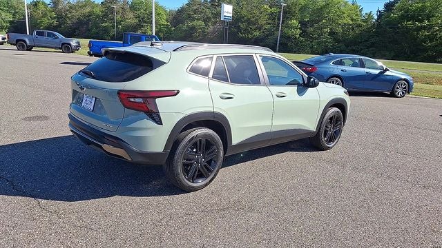 2025 Chevrolet Trax Activ - Photo 8