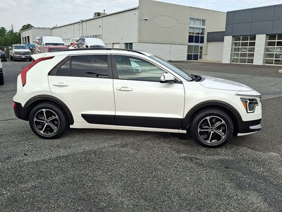 2023 Kia Niro EX