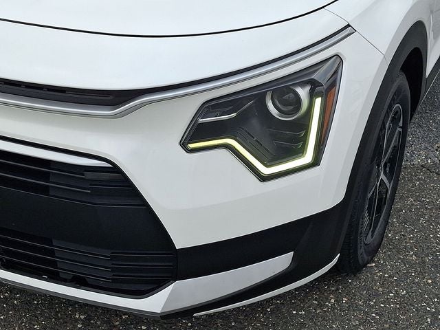 2023 Kia Niro EX