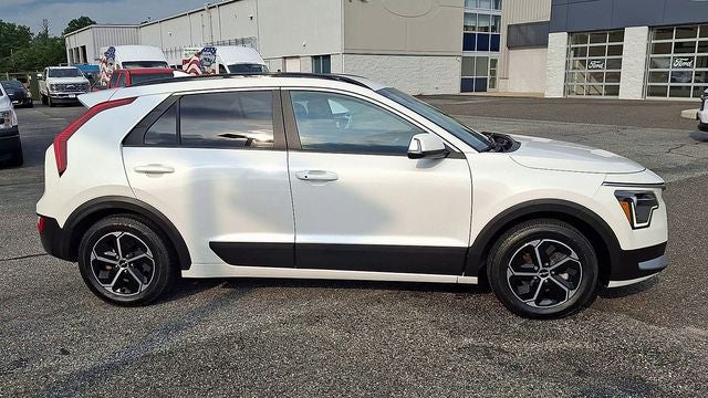 2023 Kia Niro EX